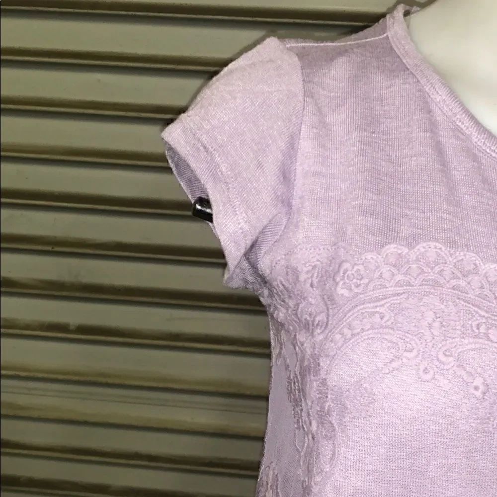 🛍️Rewind lace top that’s lined - Picture 5 of 7
